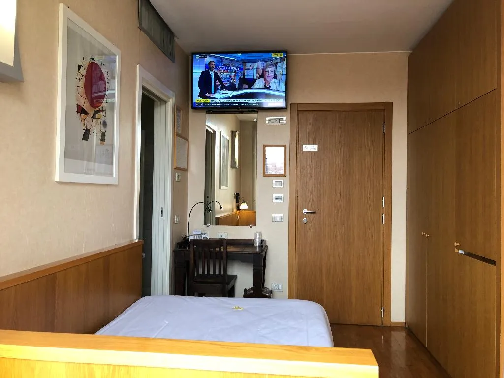 SINGLE SUPERIOR Room, Eurohotel, Milan