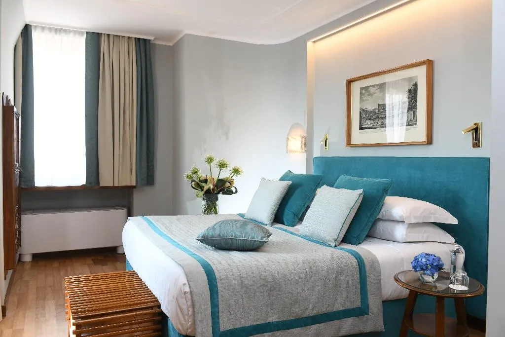 SUITE STANDARD Room, Bettoja Hotel Mediterraneo, Rome