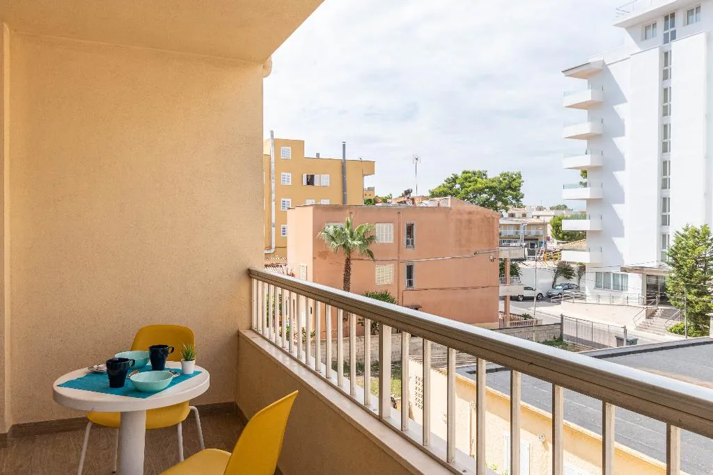 APARTMENT WITH BALCONY Room, Acapulco Apartments, Majorca