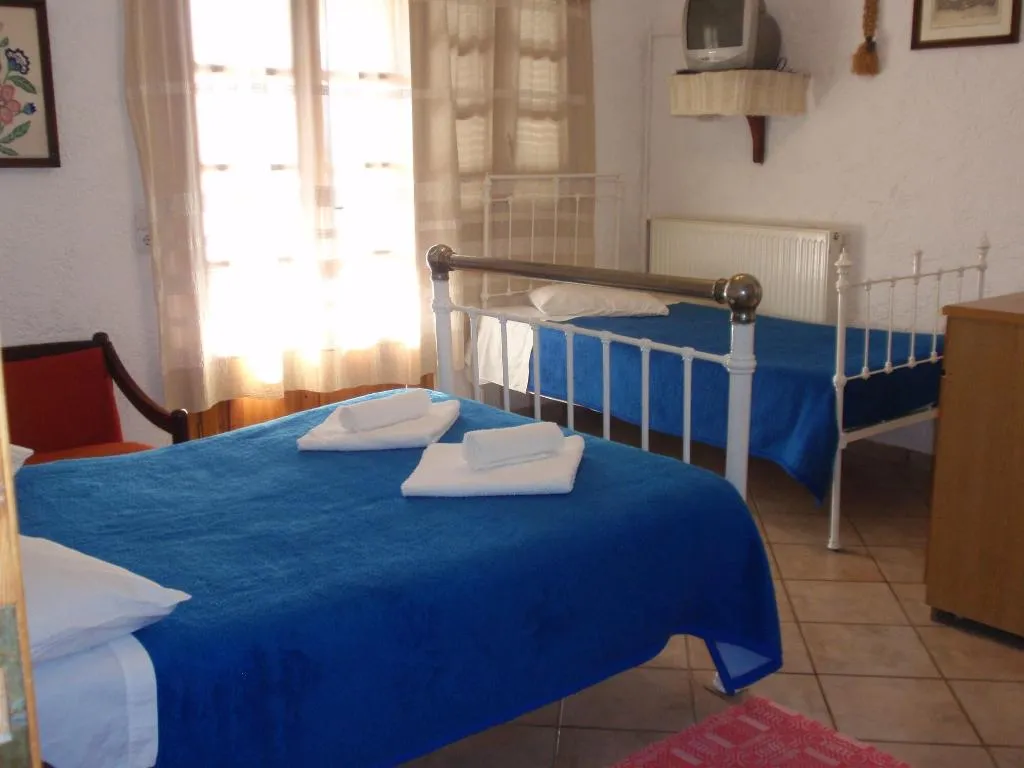 Room, Keramos, Crete