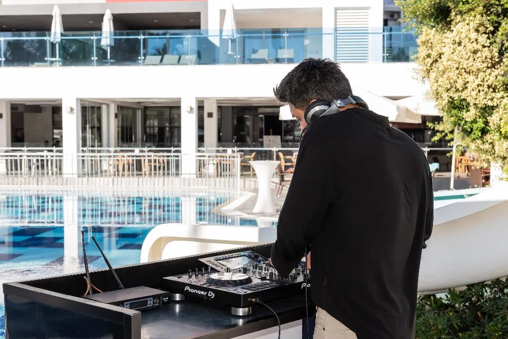 Sports and Entertainment, White City Beach Hotel, Antalya