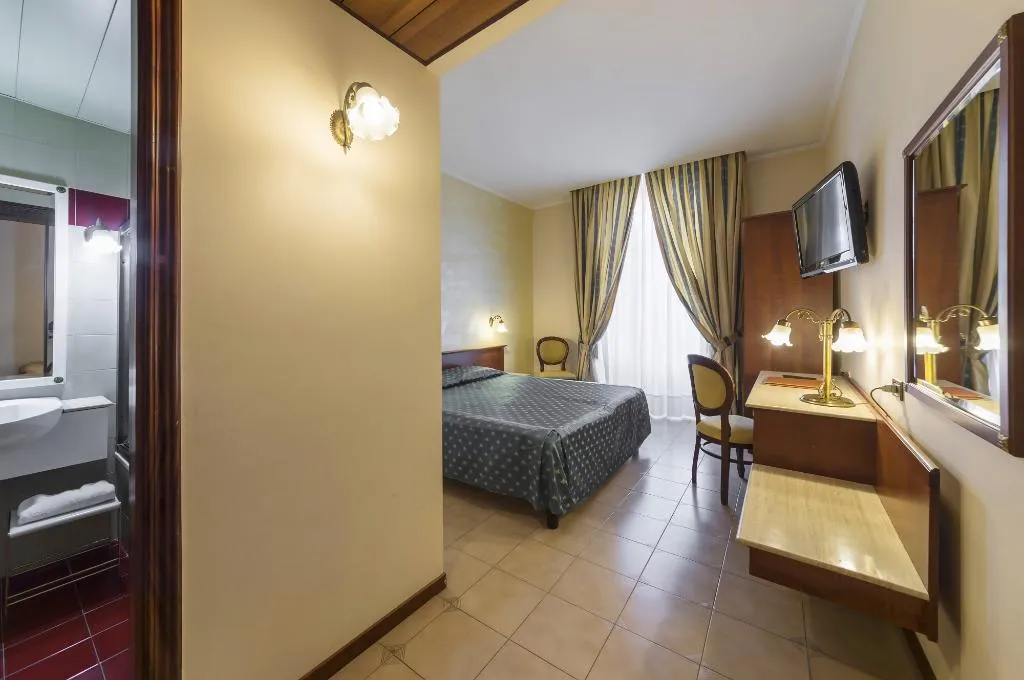 DOUBLE STANDARD Room, Grand Hotel Telese, Naples