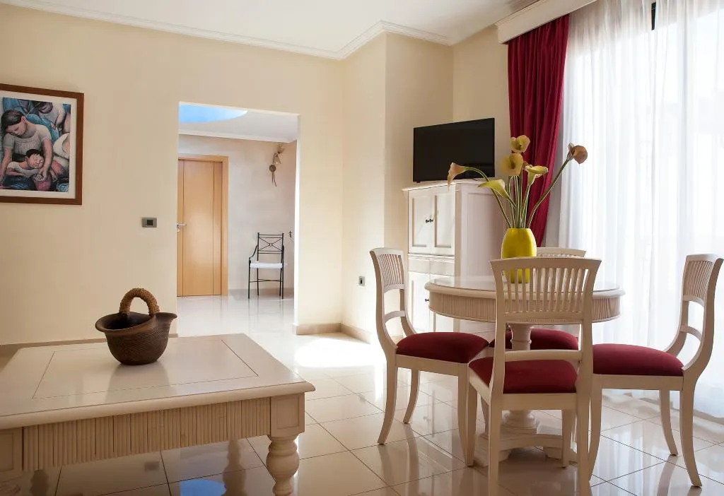 SUITE STANDARD Room, Grand Muthu Golf Plaza Hotel & Spa, Tenerife
