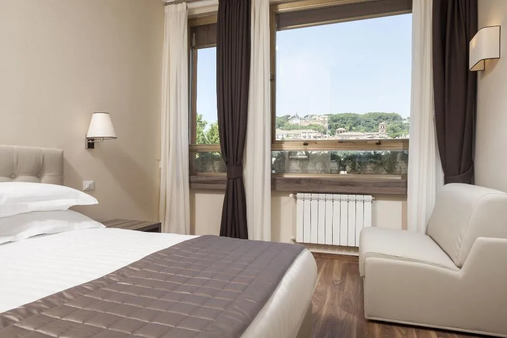 Room, Window On Rome, Rome