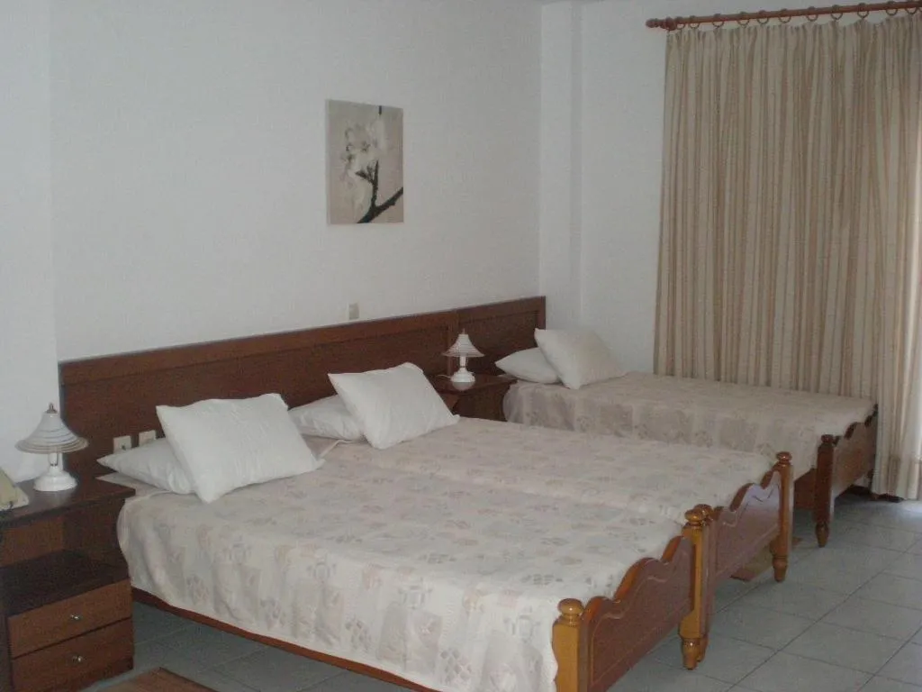 Room, 75 Steps Taverna And Accomodation, Corfu