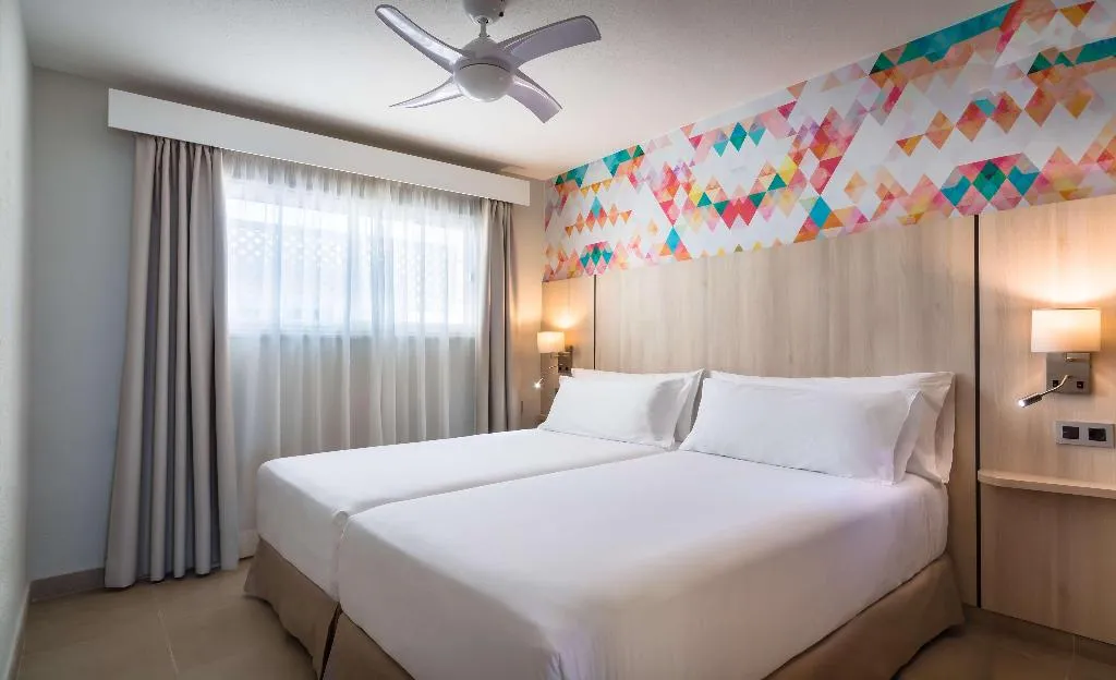 APARTMENT POOL VIEW Room, Servatur Isora Suite, Tenerife