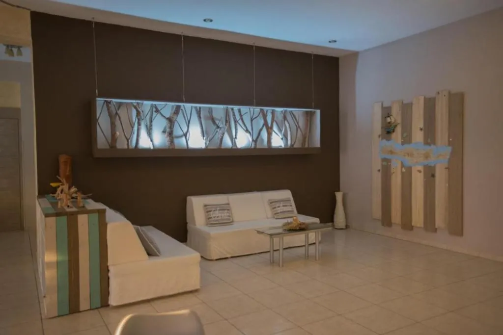Lobby, Fragiskos, Crete