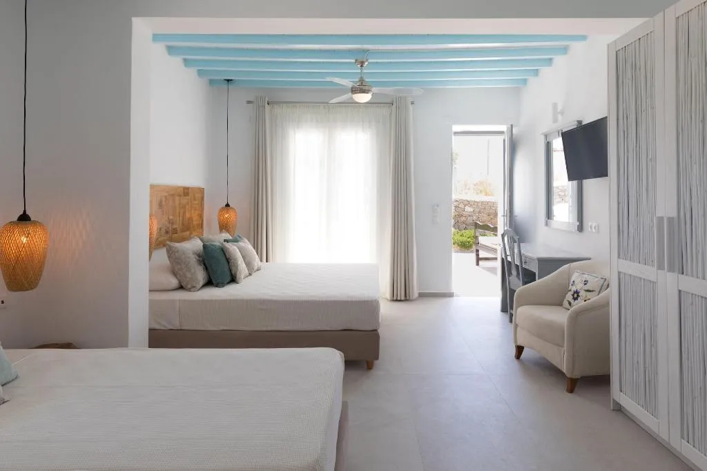 Room CAPACITY 4 Room, Villa Konstantin Rooms & Suites, Mykonos