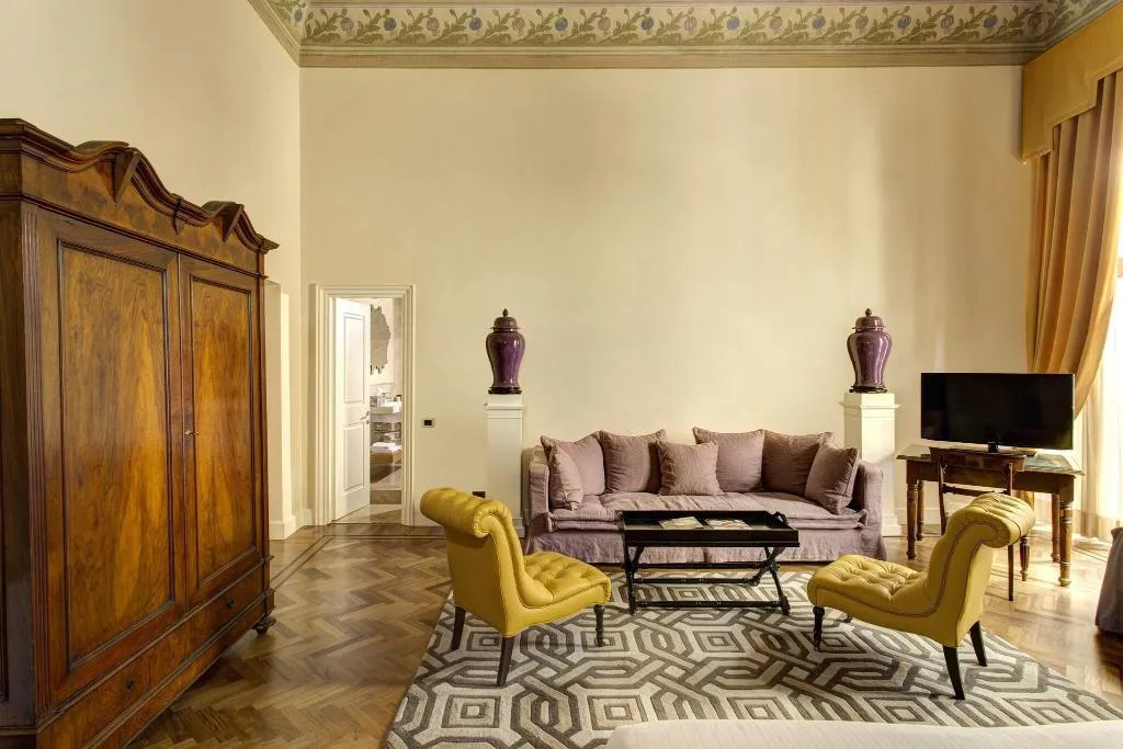 SUITE DELUXE Room, Grand Hotel Cavour, Florence