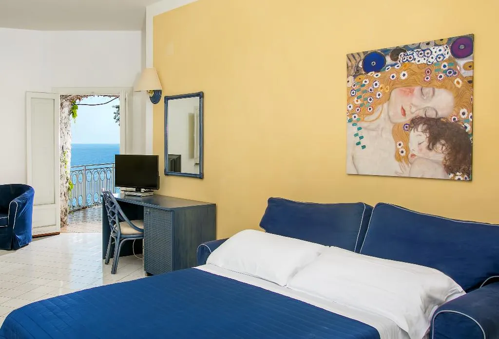 QUADRUPLE SEA VIEW Room, Hotel Club Due Torri, Naples