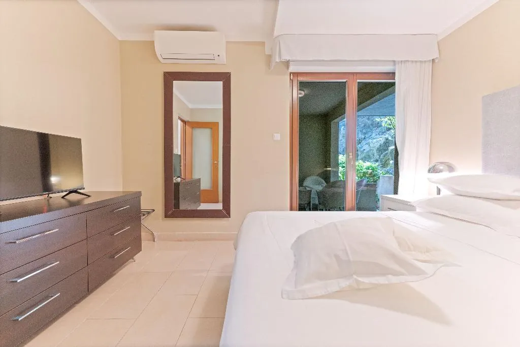 APARTMENT ONE BEDROOM Room, The Residence, Split