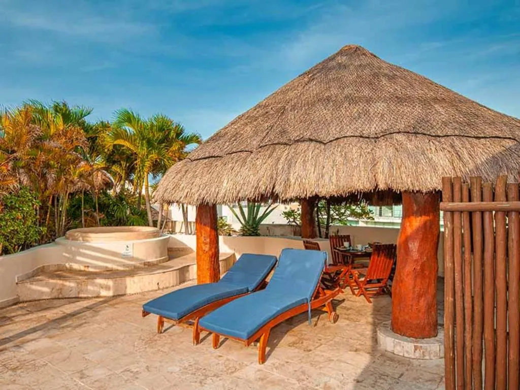 Terrace, Porto Playa Condo Hotel, Playa Del Carmen