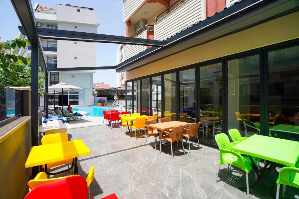 Restaurant, Seren Sari, Dalaman