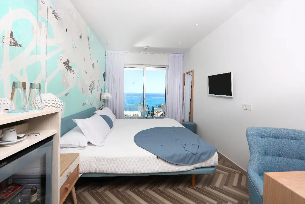 DOUBLE SUPERIOR SEA VIEW Room, Mar Azul Pur Estil Hotel & Spa, Majorca