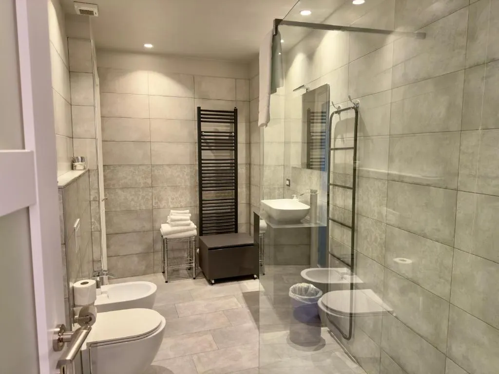 APARTMENT SUPERIOR Room, Hotel Europa, Milan