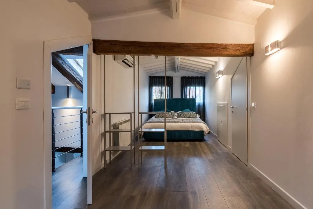 JUNIOR SUITE STANDARD Room, La Loggia Della Luna, Venice