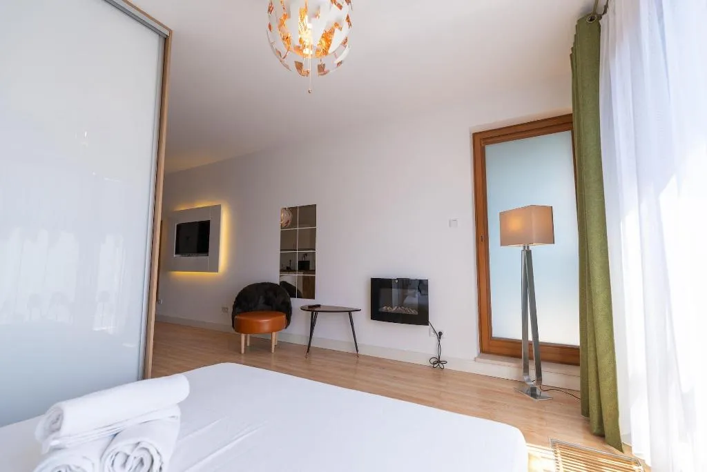 Room, City Lights Apartments, Krakow