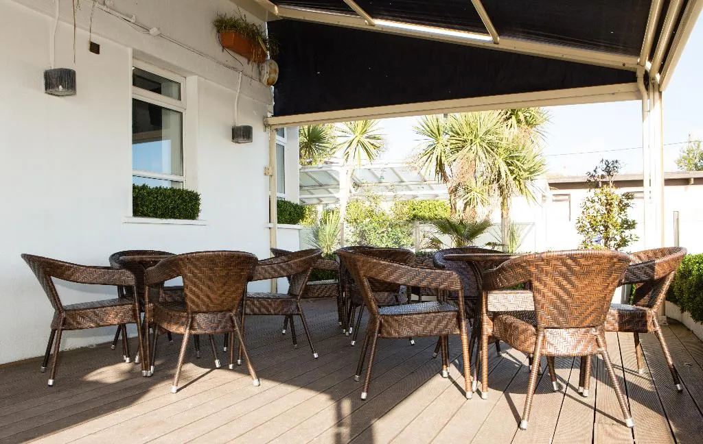 Bar, White Sands, Dublin