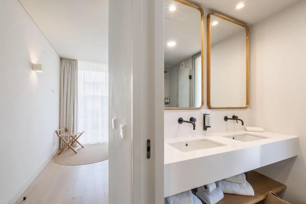Room, White Shell Beach Villas, Algarve
