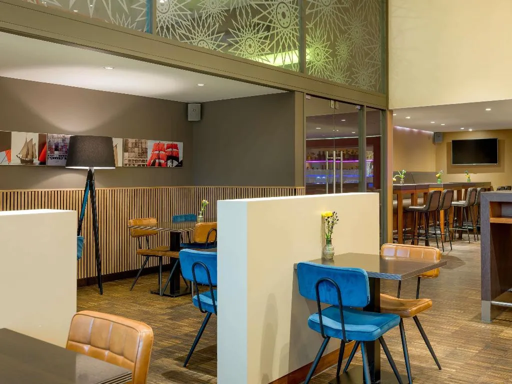 Bar, Movenpick Hotel Amsterdam City Centre, Amsterdam