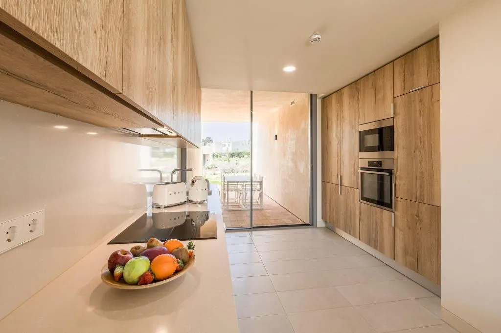 Room, White Shell Beach Villas, Algarve
