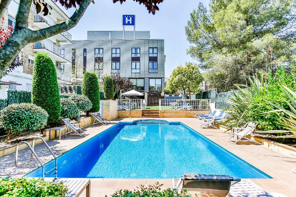 Pool, Desitges, Barcelona