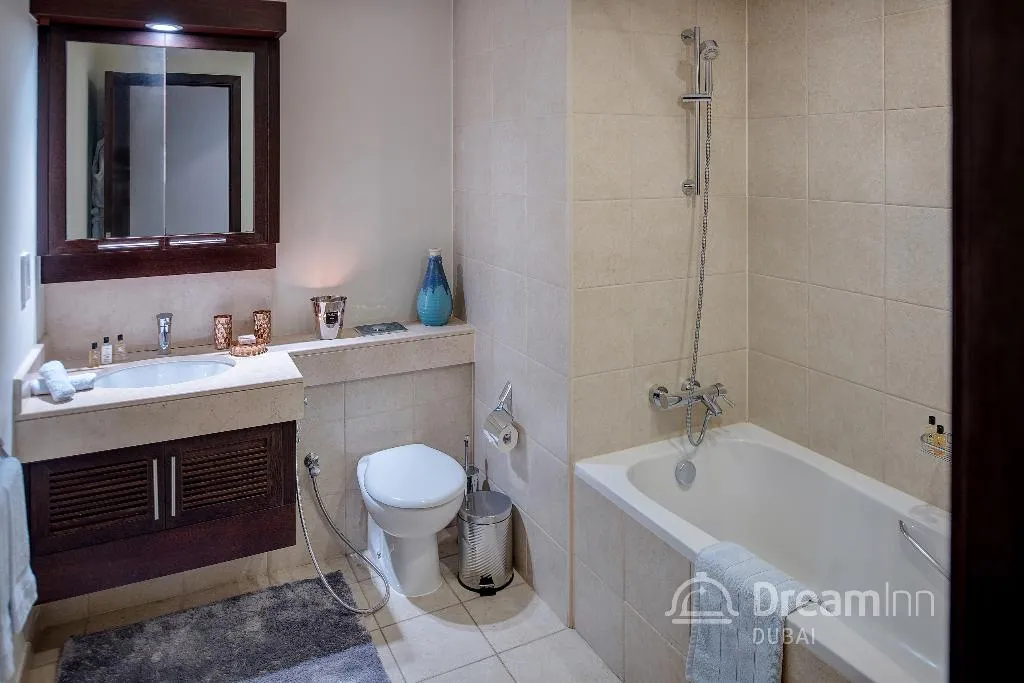 APARTMENT FOUR BEDROOMS Room, Dream Inn Dubai Apartments-Burj Residences, Dubai