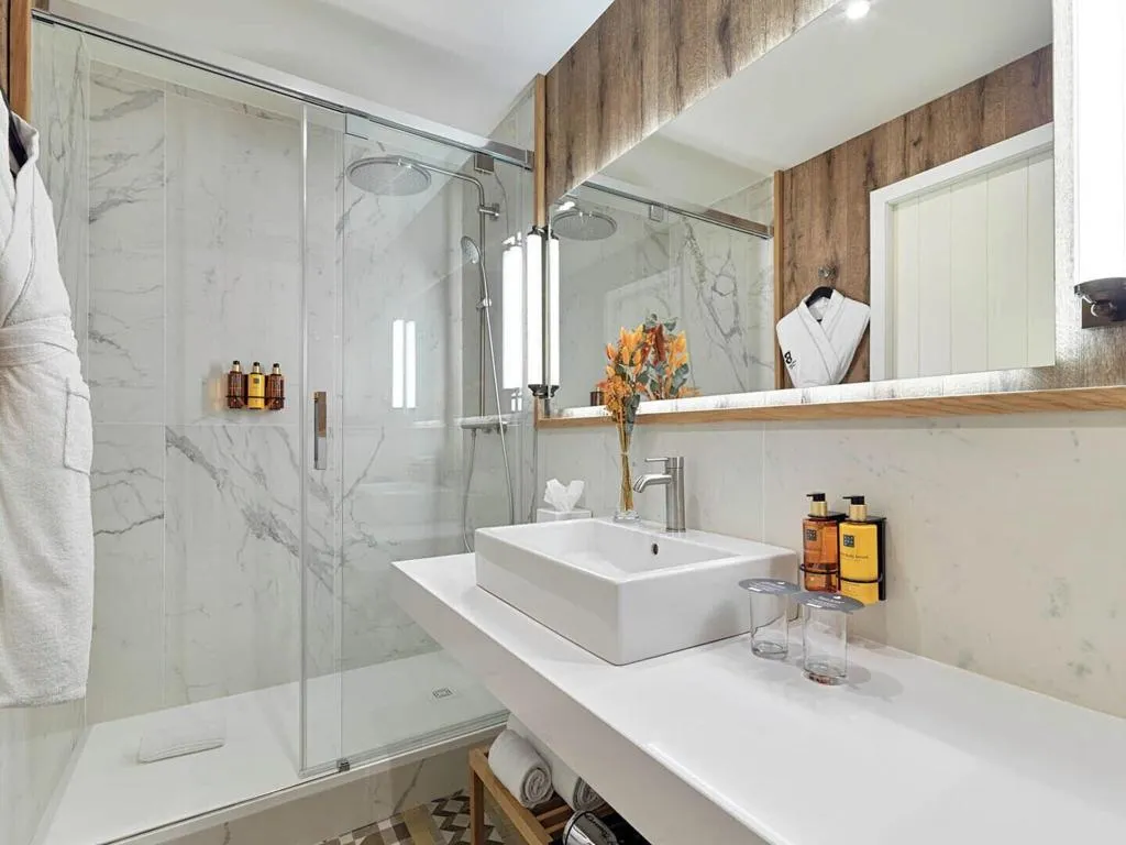 SUITE STANDARD Room, H10 Catalunya Plaza-Boutique Hotel, Barcelona