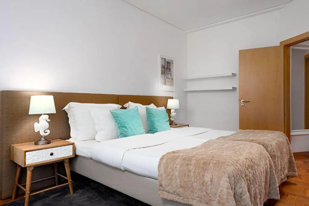 Room, Oporto Stories Apartments - Santa Catarina, 219, Porto