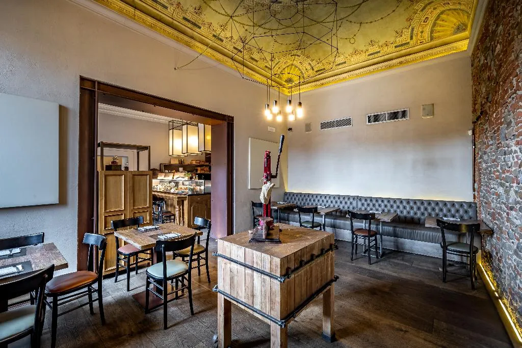 Restaurant, Palazzo Alfieri, Florence