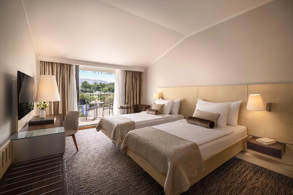 TWIN CLASSIC WITH BALCONY Room, Valamar Lacroma Hotel 4*, Dubrovnik