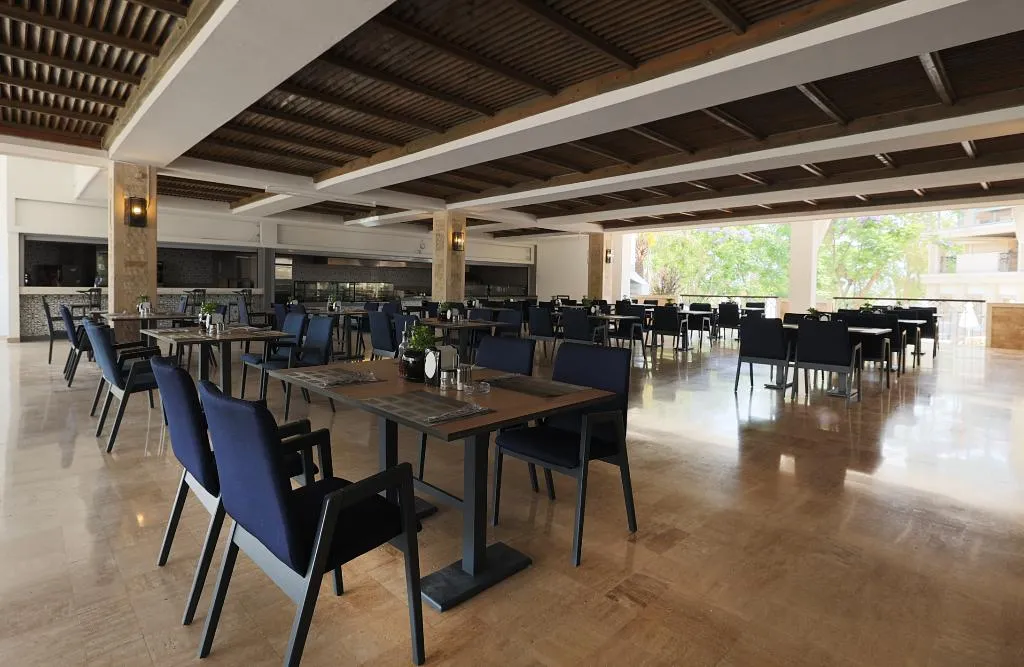 Restaurant, Crystal Paraiso Aqua Collection, Antalya
