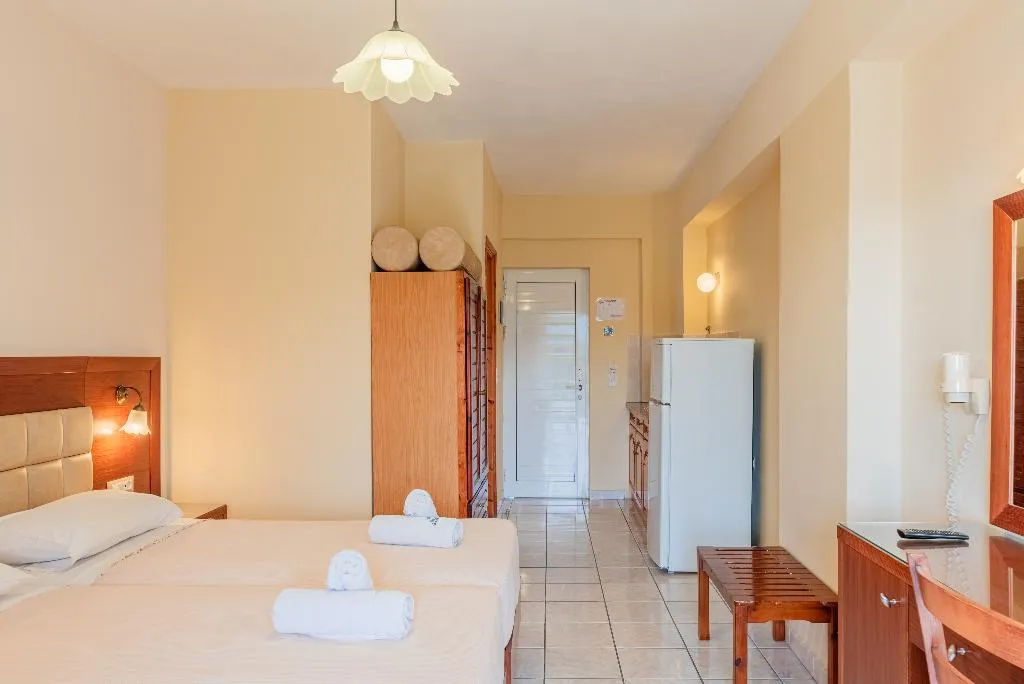 STUDIO SUPERIOR Room, Village Inn, Zante