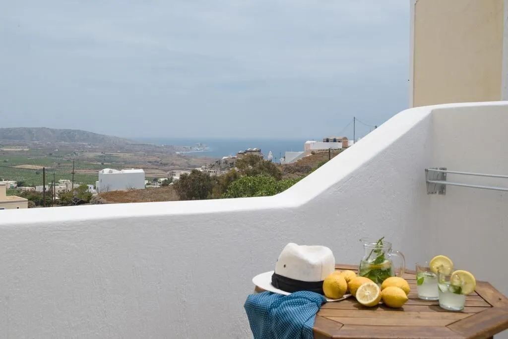 Room, Villa Galinia, Santorini