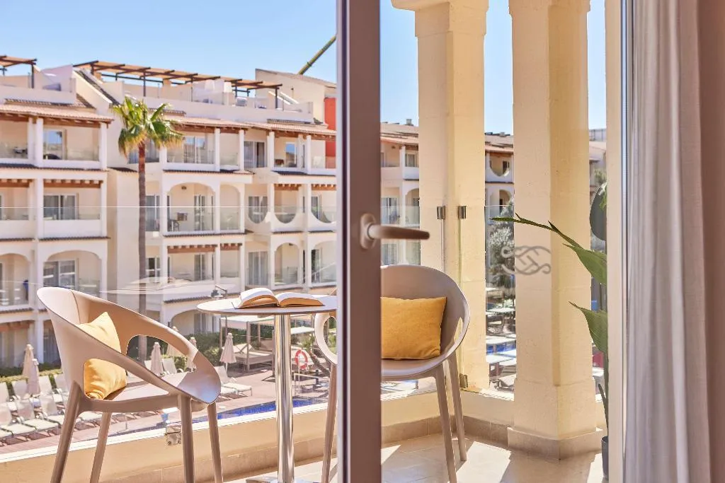 Room, Zafiro Bahia, Majorca