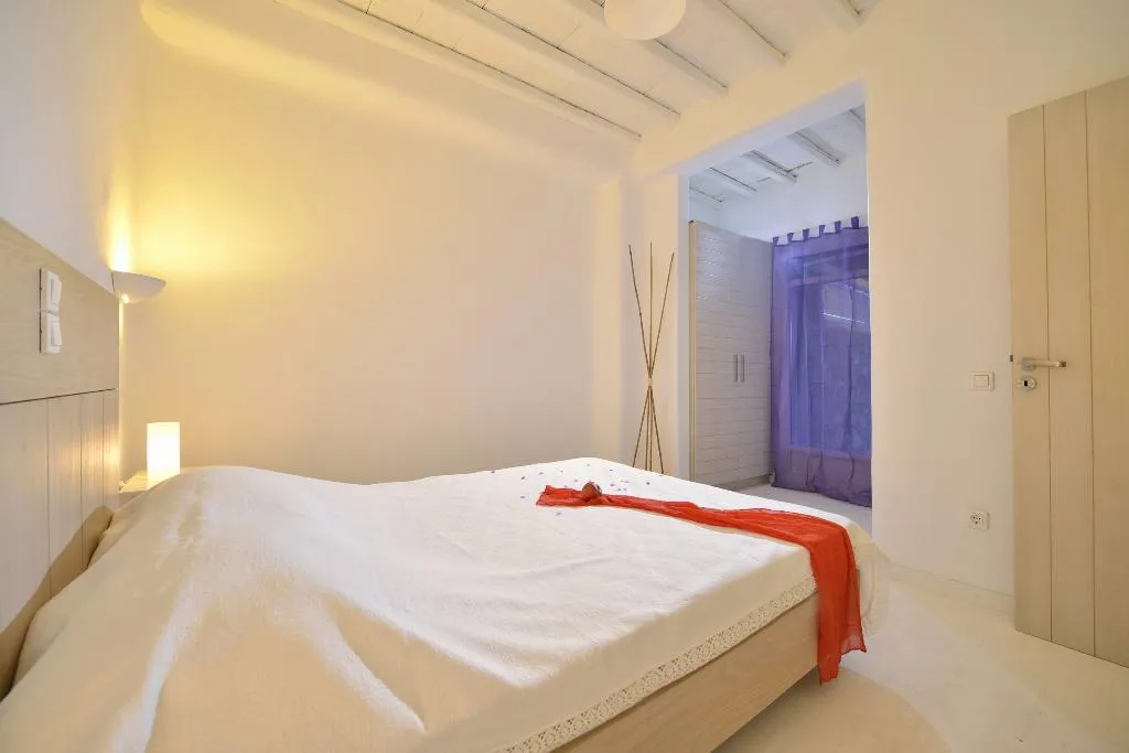 VILLA THREE BEDROOMS WITH PRIVATE POOL Room, Aiolos Villa Mykonos, Mykonos