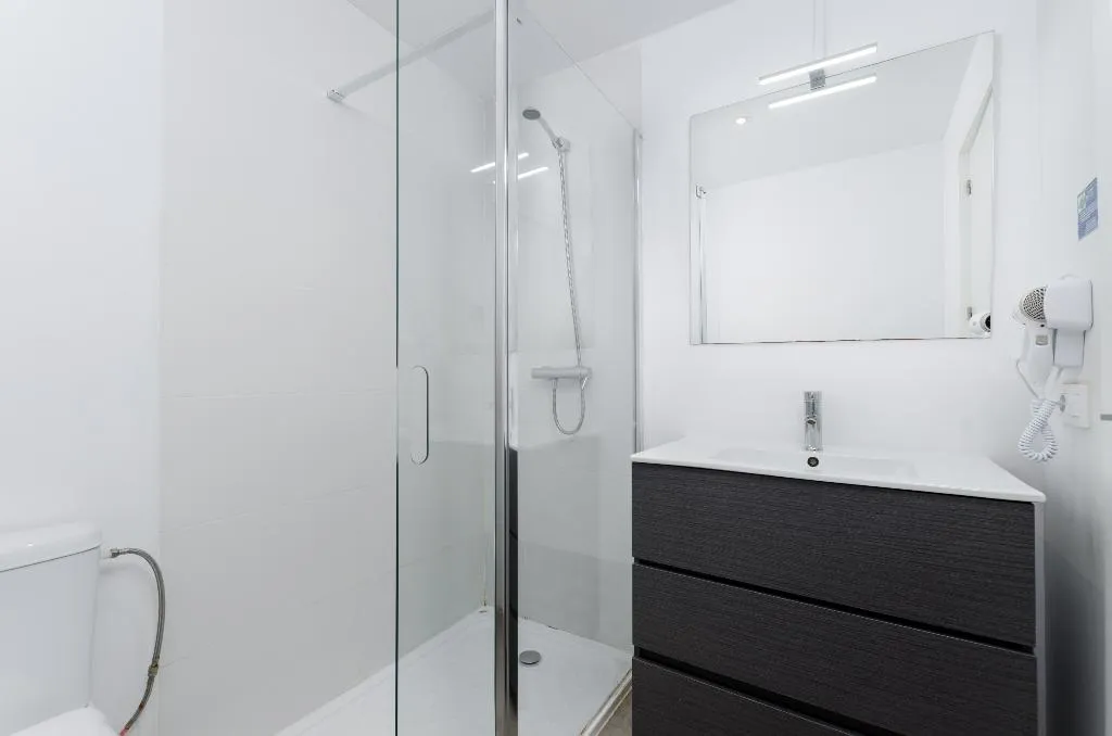 APARTMENT TWO BEDROOMS ONE BATHROOM Room, Port Apartments, Majorca