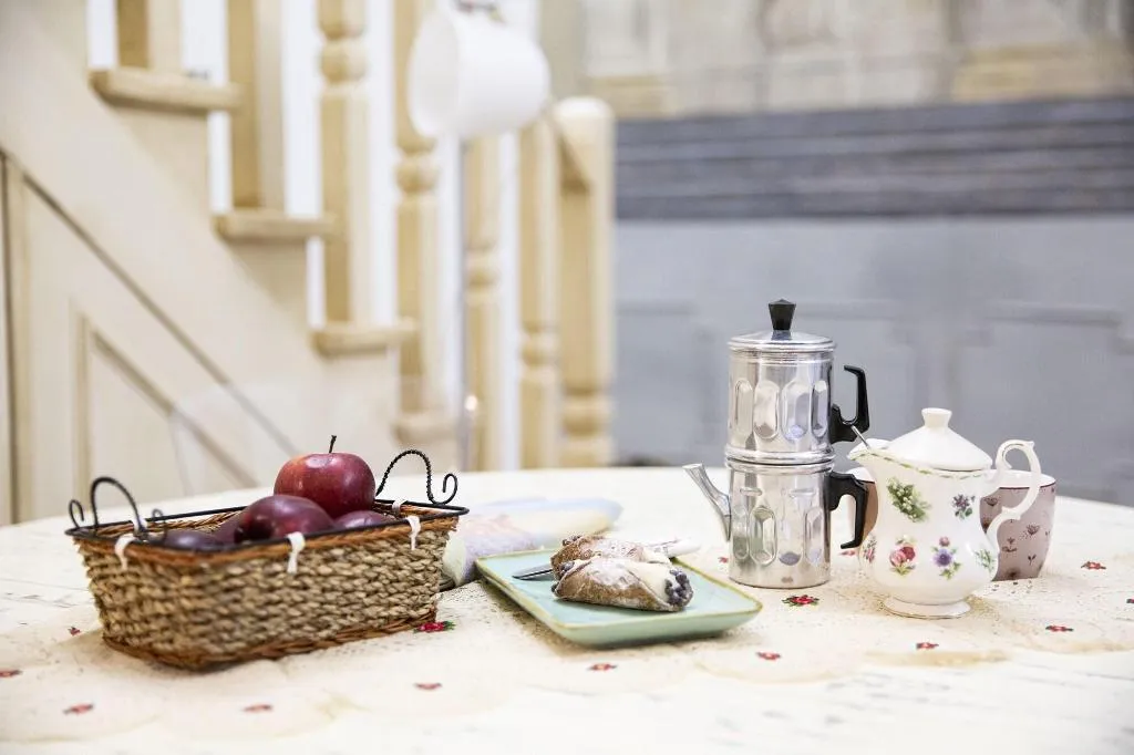 Room, Home&More, Naples