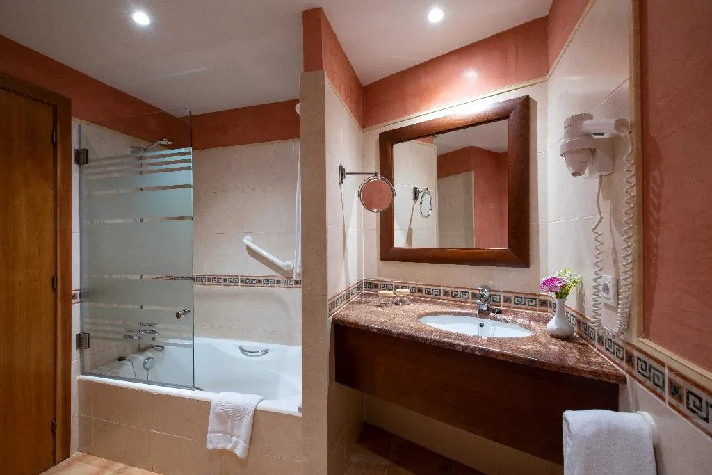 Double or Twin STANDARD Room, Valentin Star Adults Only, Menorca