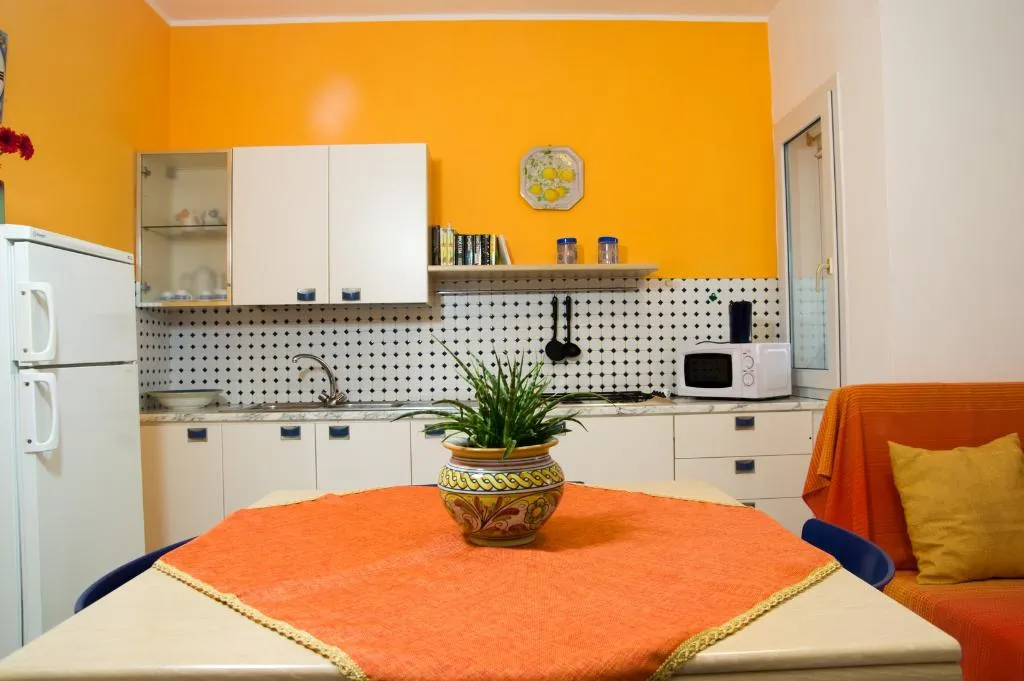 APARTMENT TWO BEDROOMS Room, Lumia Case Vacanze, Catania