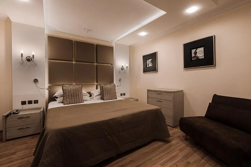 Room, Osborne Hotel, Malta