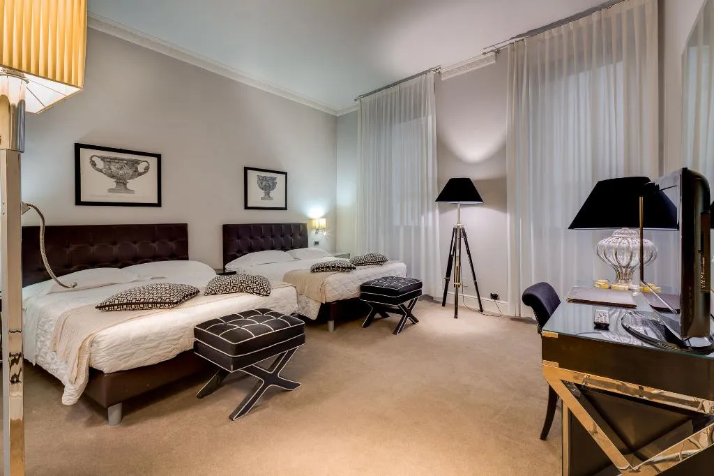 QUADRUPLE CLASSIC Room, Roma, Florence