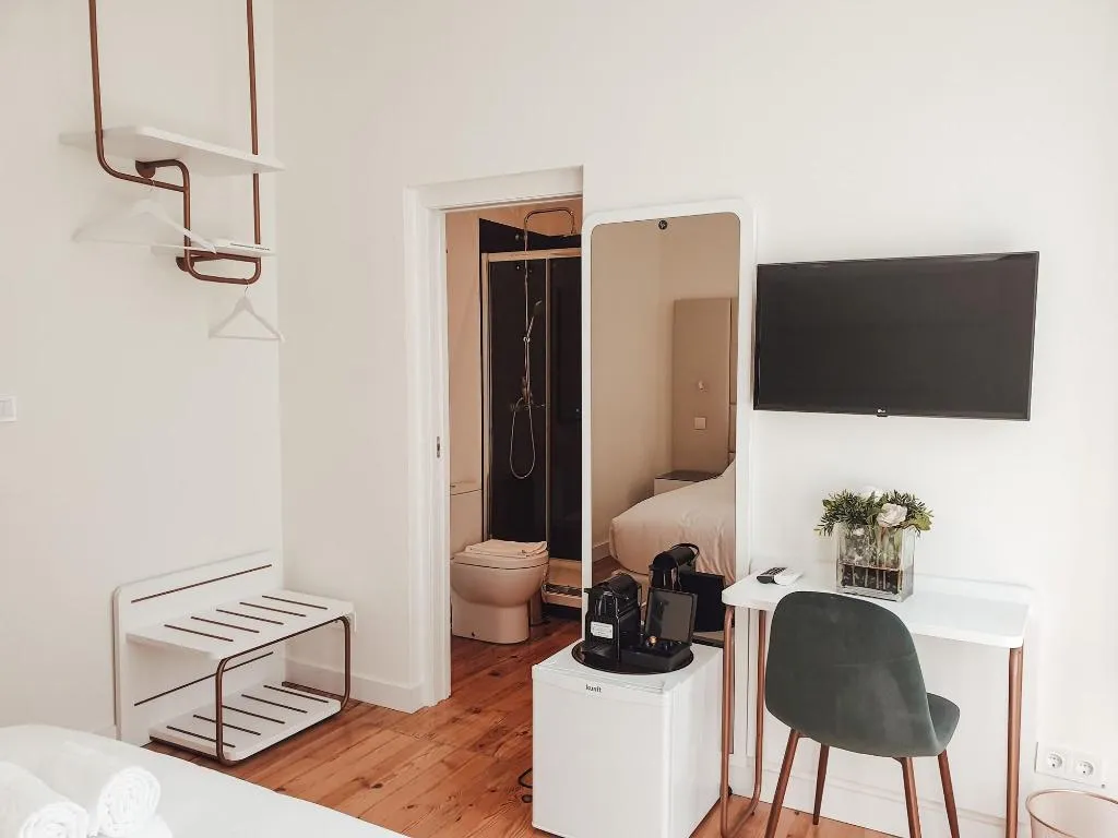 Room, Le Premier Lisbon Suites, Lisbon
