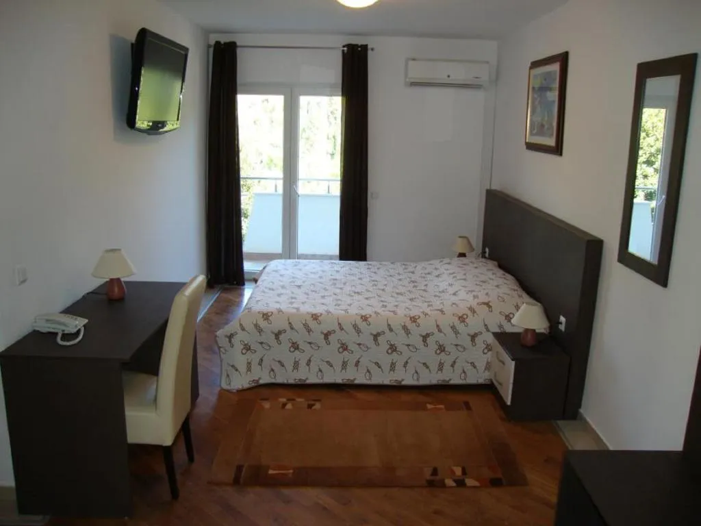 SINGLE WITH BALCONY Room, Villa Royal, Dubrovnik