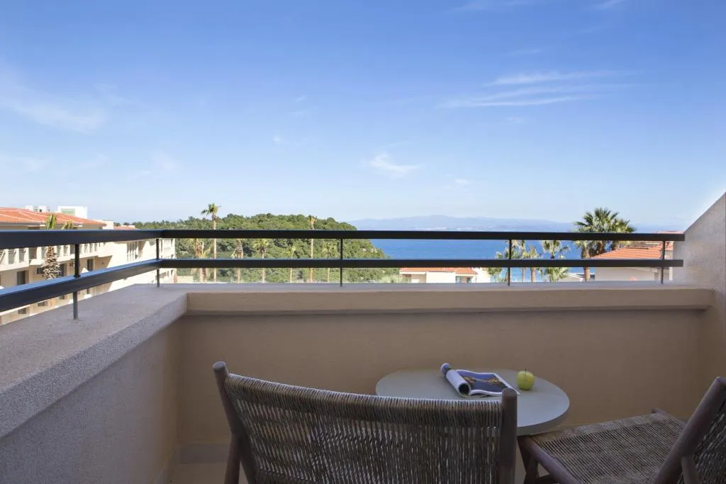 SUITE SEA VIEW ONE BEDROOM Room, MERAVIA Leonardo Limited Edition, Halkidiki
