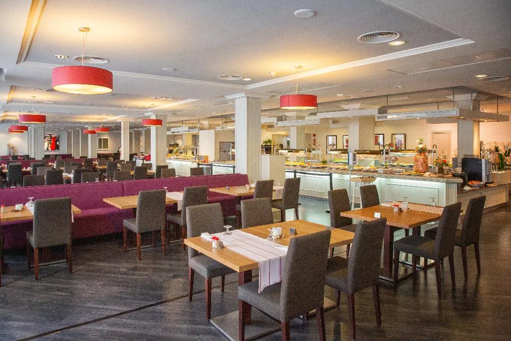 Restaurant, Hotel Calabona, Majorca