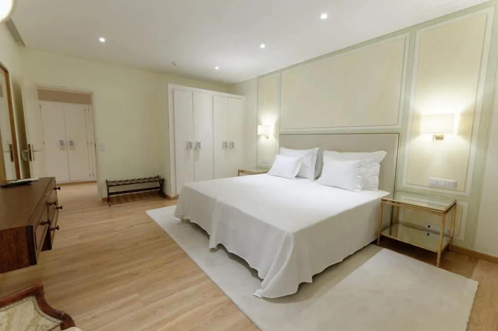 APARTMENT ONE BEDROOM Room, Carvoeiro Garden Hotel, Algarve