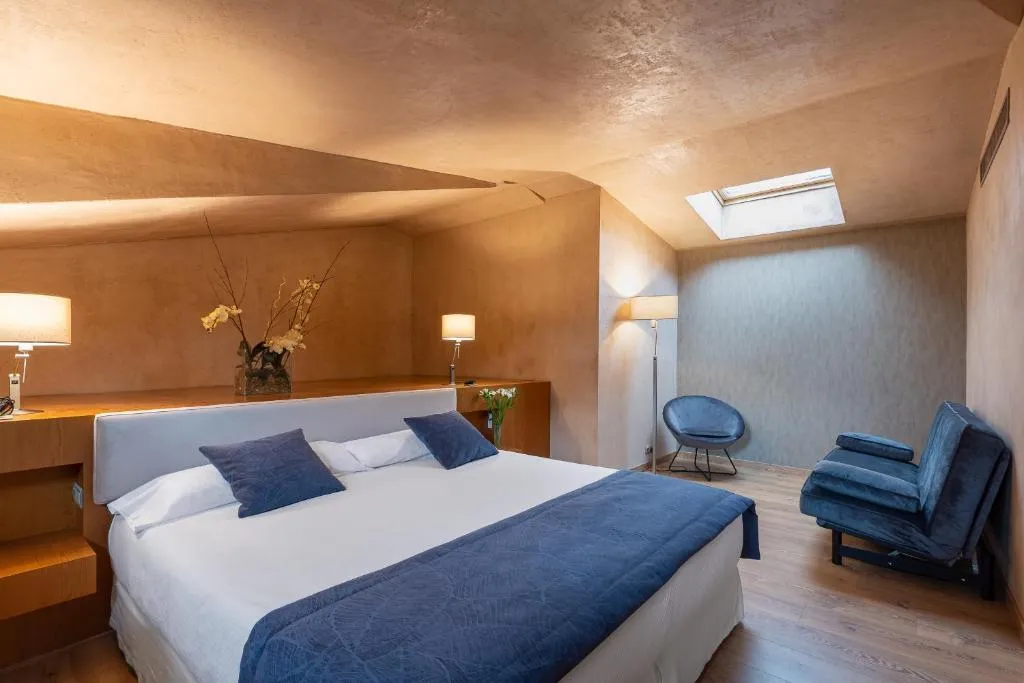 FAMILY ROOM STANDARD Room, Xalet del Golf, Barcelona