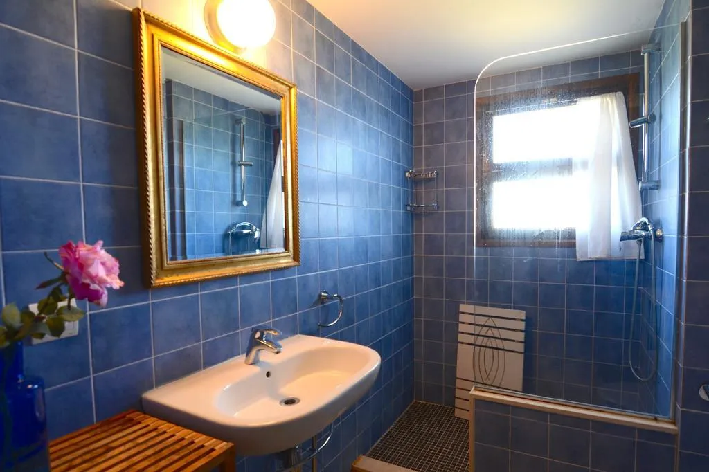 APARTMENT CAPACITY 7 THREE BEDROOMS Room, Piverd Golf, Costa Brava
