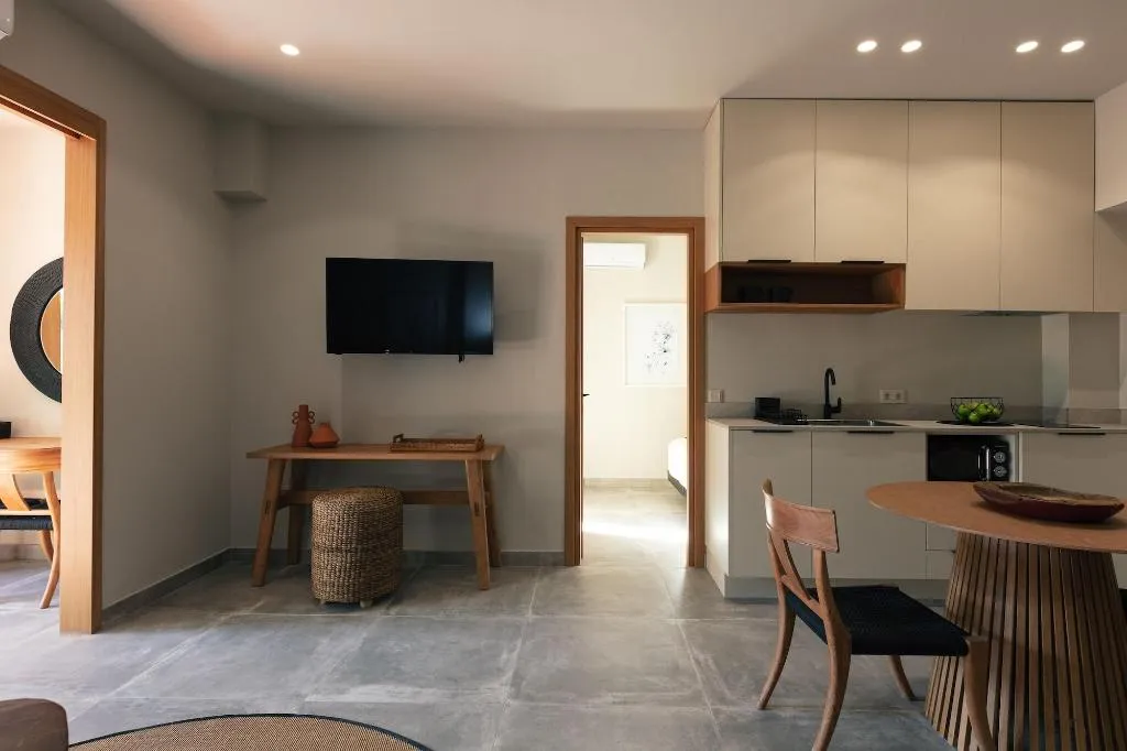 Room, Chapter 02 Gallery Suites, Crete